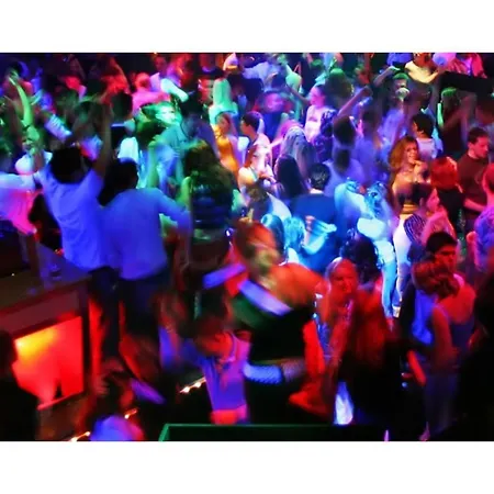 Livadia Seaside 10 *